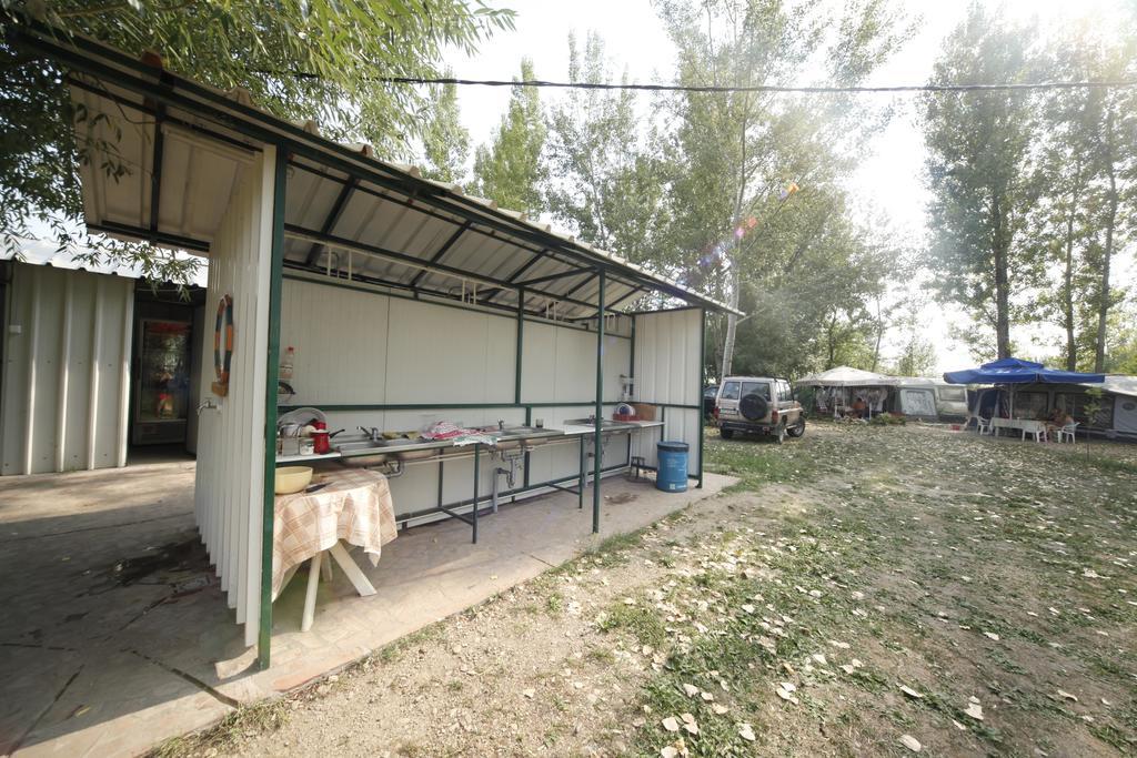 Camping Oaza Bela Crkva  Exterior foto